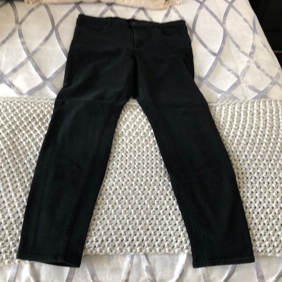 J Brand skinny Jean. Black. Size 31 - Picture 1 of 4